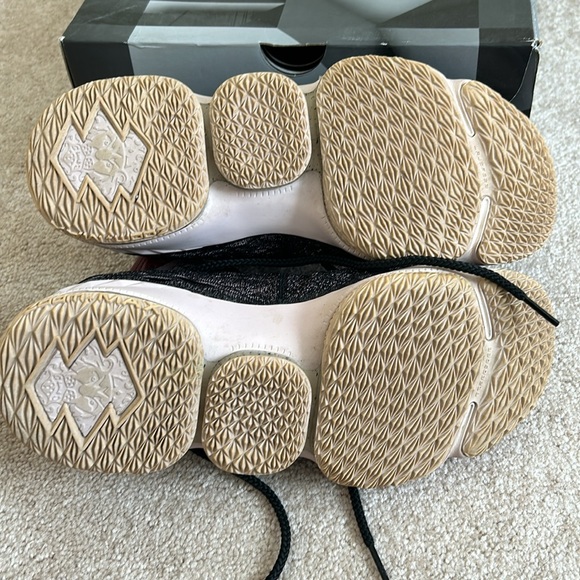 Nike Lebron XV size 9 - Picture 5 of 5